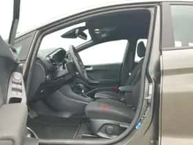 Ford Fiesta (2022) thumbnail 3