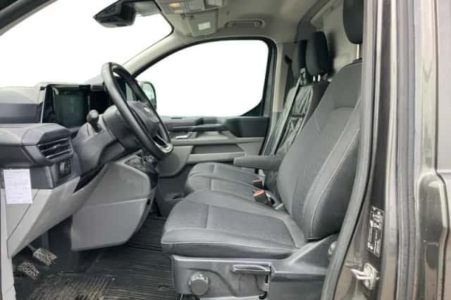 Ford Transit Custom (2024) thumbnail 3