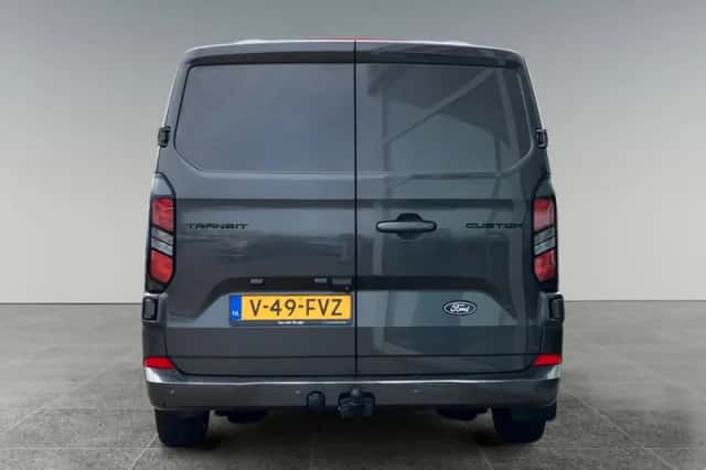 Ford Transit Custom (2024) thumbnail 6
