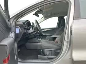 Ford Kuga (2024) thumbnail 3