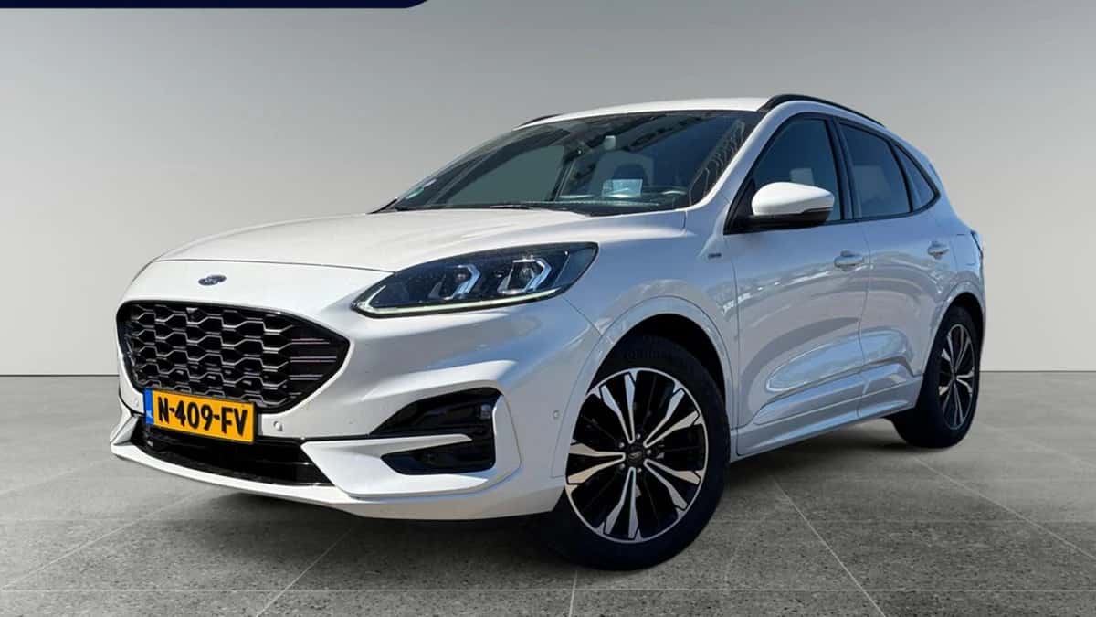 Ford Kuga (2021) — foto 1