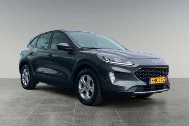 Ford Kuga (2022) thumbnail 2