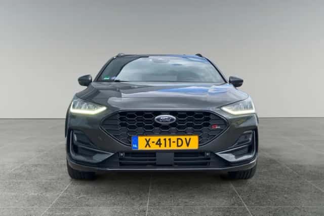 Ford Focus (2023) thumbnail 5