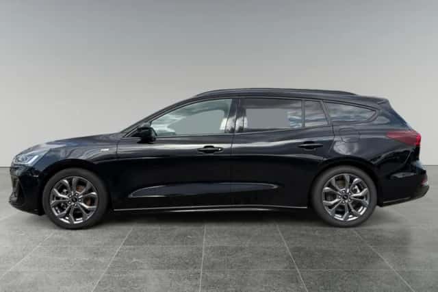 Ford Focus (2024) thumbnail 4