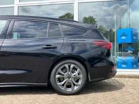 Ford Focus (2024) thumbnail 9