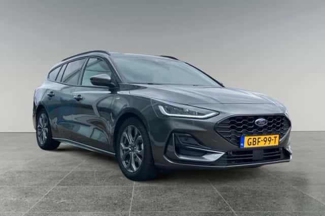 Ford Focus (2024) thumbnail 2
