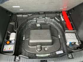 Ford Kuga (2024) thumbnail 21