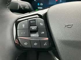 Ford Kuga (2024) thumbnail 37