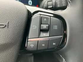 Ford Kuga (2024) thumbnail 38