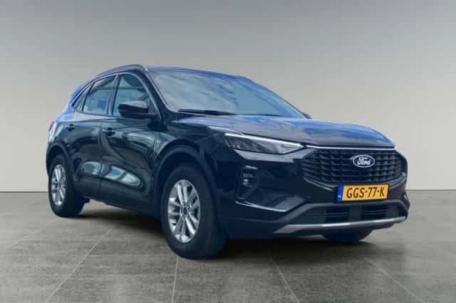 Ford Kuga (2024) thumbnail 2