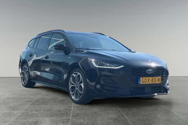 Ford Focus (2024) thumbnail 2