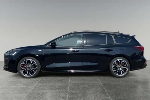Ford Focus (2024) thumbnail 4