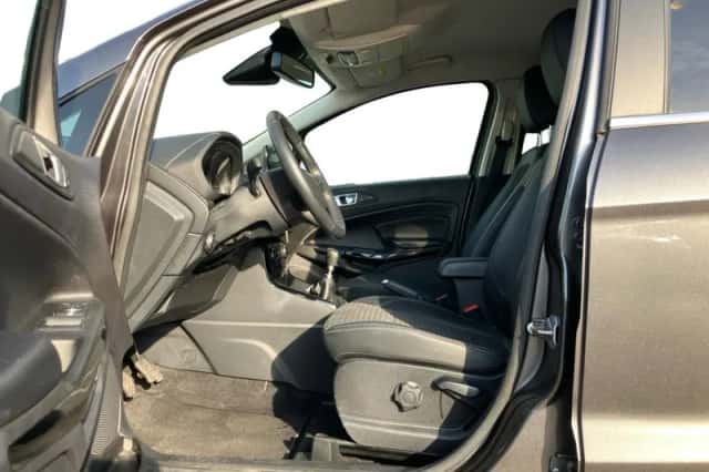 Ford EcoSport (2022) thumbnail 3