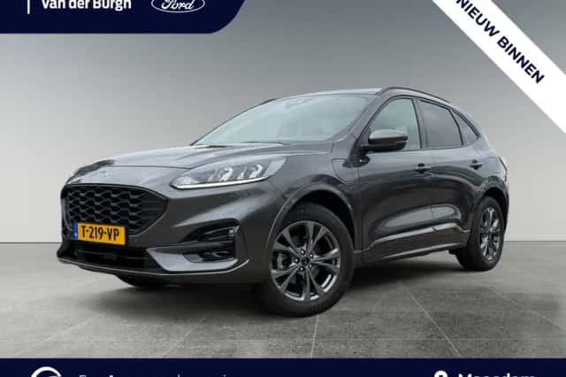 Ford Kuga (2023) thumbnail 1