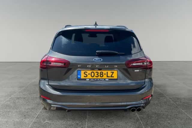 Ford Focus (2023) thumbnail 6