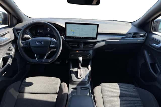 Ford Focus (2024) thumbnail 6