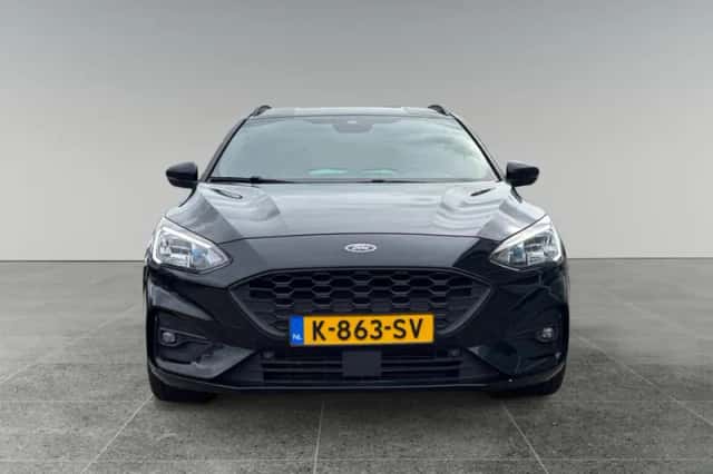 Ford Focus (2021) thumbnail 6