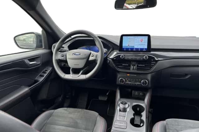 Ford Kuga (2023) thumbnail 6