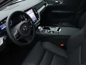 Volvo V60 (2025) thumbnail 4