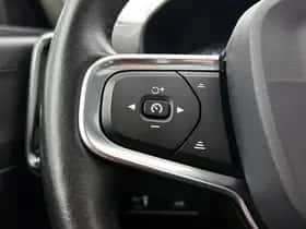 Volvo XC40 (2019) thumbnail 6