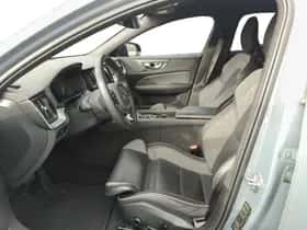 Volvo V60 (2025) thumbnail 4