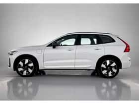 Volvo XC60 (2024) thumbnail 2
