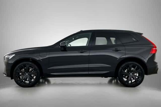 Volvo XC60 (2025) thumbnail 2