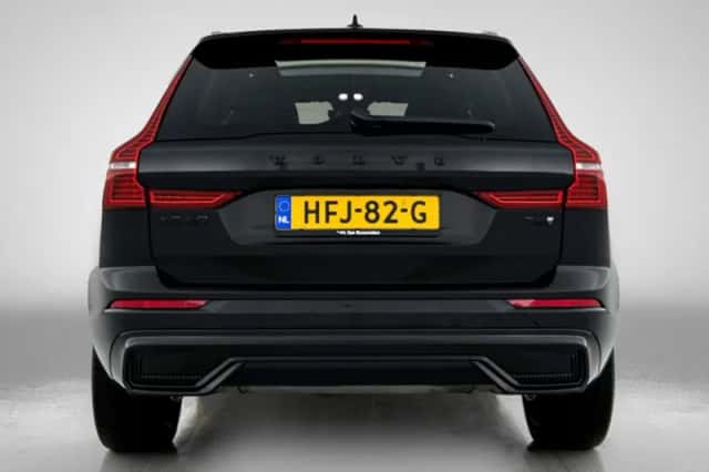 Volvo XC60 (2025) thumbnail 3