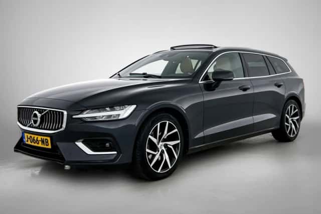 Volvo V60 (2020) thumbnail 2