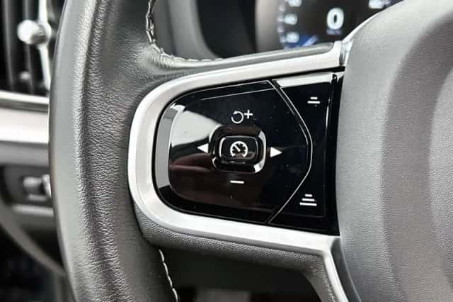 Volvo V60 (2020) thumbnail 6