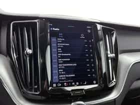 Volvo XC60 (2022) thumbnail 7