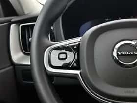 Volvo XC60 (2025) thumbnail 6