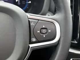 Volvo XC60 (2024) thumbnail 33