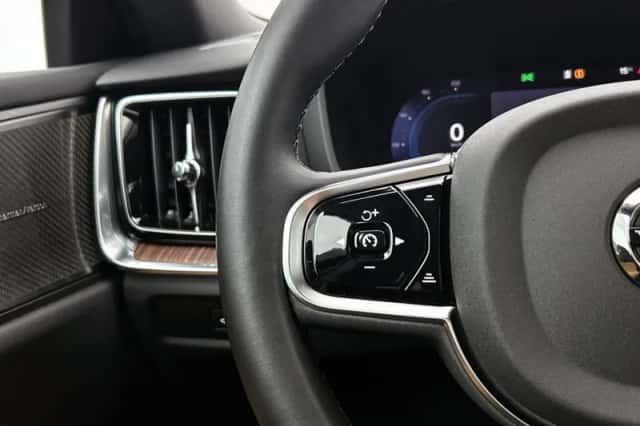 Volvo V60 (2024) thumbnail 6