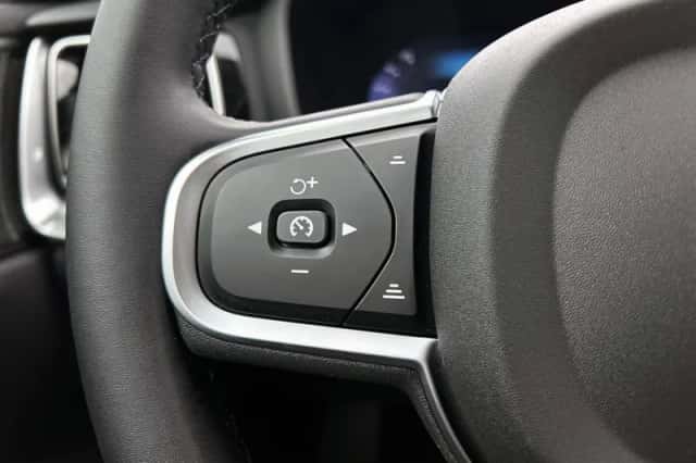 Volvo V60 (2025) thumbnail 6