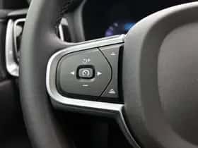 Volvo V60 (2025) thumbnail 6