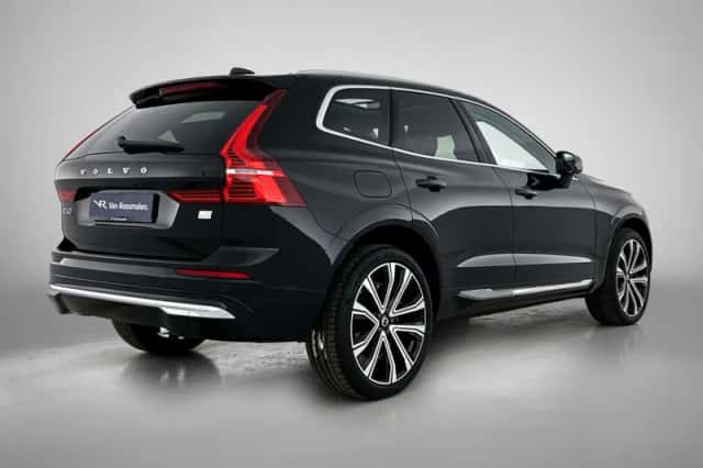 Volvo XC60 (2024) thumbnail 4