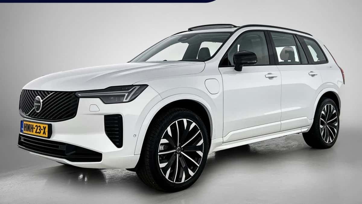 Volvo XC90 (2025) — foto 1