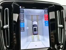 Volvo XC40 (2023) thumbnail 17