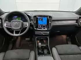 Volvo XC40 (2023) thumbnail 26