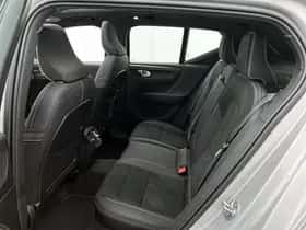 Volvo XC40 (2023) thumbnail 29