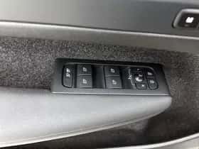 Volvo XC40 (2023) thumbnail 40