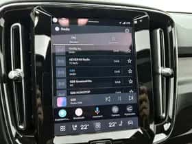 Volvo XC40 (2023) thumbnail 8