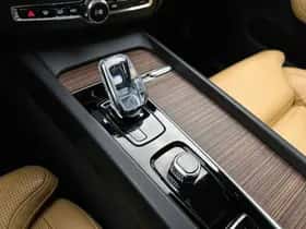 Volvo XC60 (2022) thumbnail 28