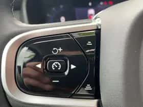 Volvo XC90 (2025) thumbnail 30