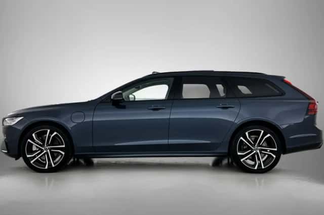Volvo V90 (2025) thumbnail 2