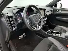 Volvo XC40 (2021) thumbnail 23