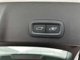 Volvo XC40 (2021) thumbnail 24
