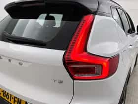 Volvo XC40 (2021) thumbnail 32