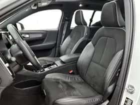 Volvo XC40 (2021) thumbnail 45